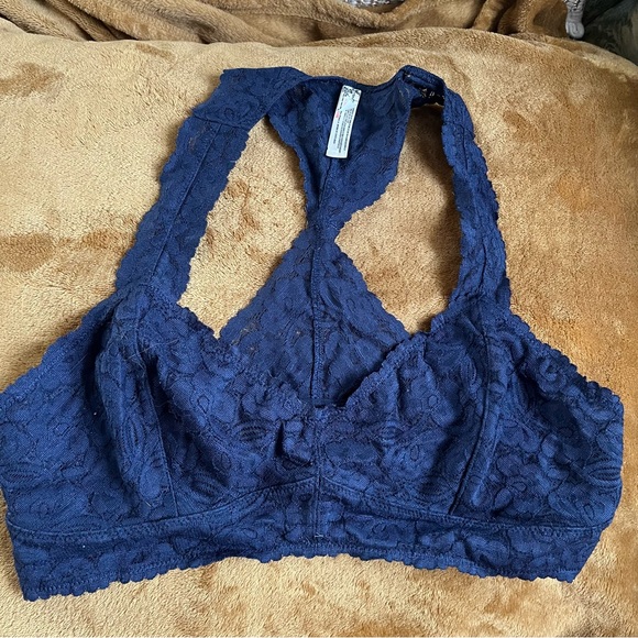 Fp lace bralette - Picture 2 of 4